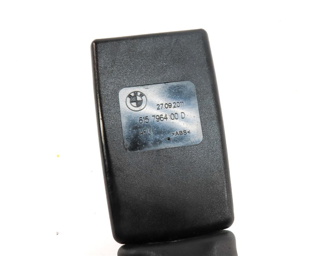 Thumbnail 5: 10-17 BMW 5 7 GT SERIES (F01 F07 F10) FRONT LEFT DRIVER SEATBELT BUCKLE RECEIVER
