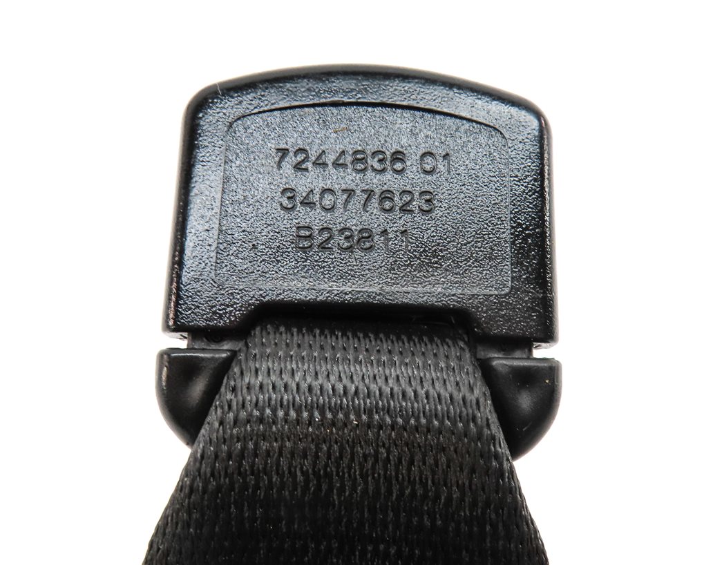 Thumbnail 10: 12 BMW 550I (F10) REAR LEFT CENTER RIGHT SEATBELT BUCKLE RECEIVER SET/4 (Black)