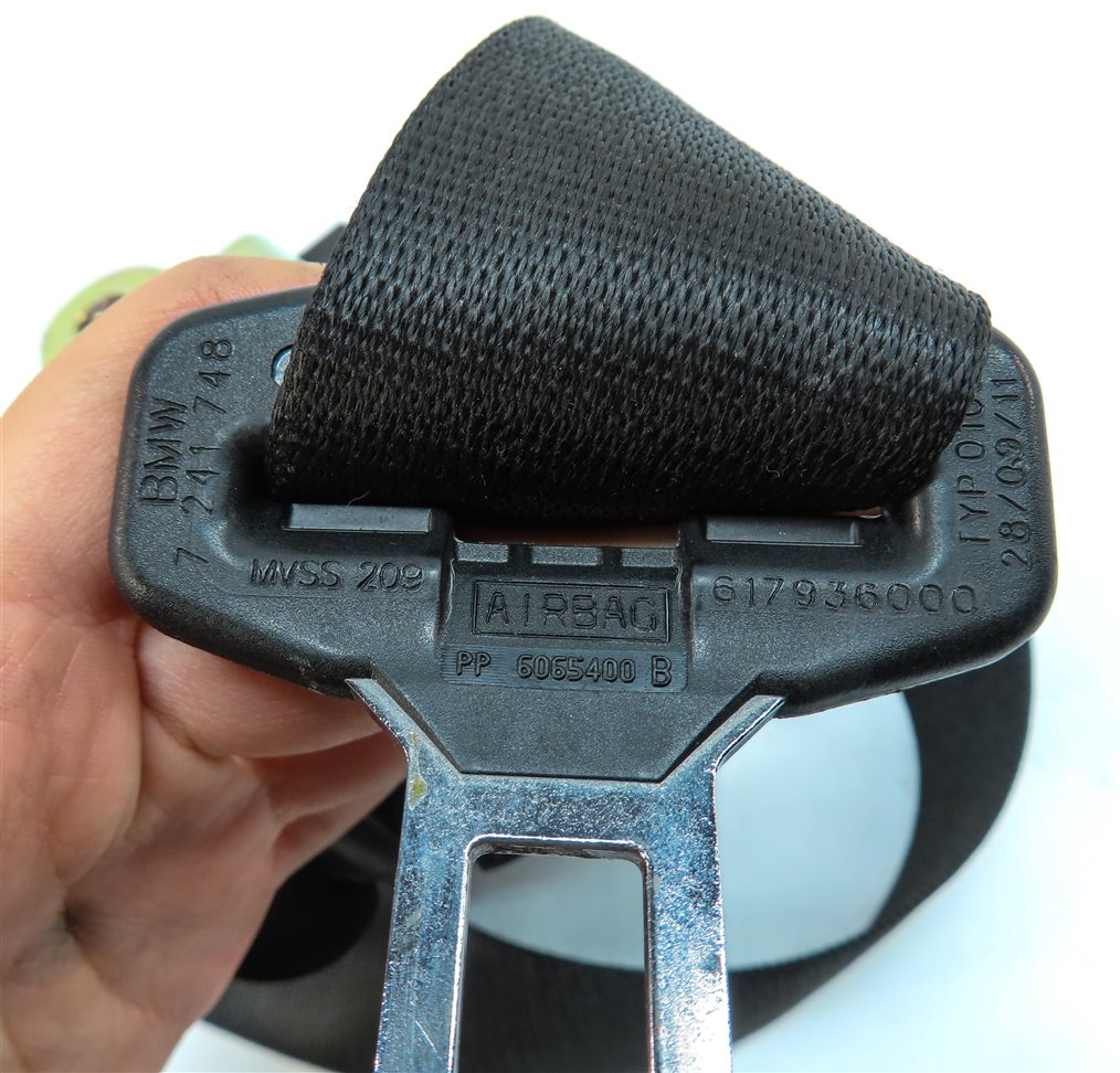 Thumbnail 7: 2011-2016 BMW 528i 535i 550i M5 (F10) RIGHT FRONT SEATBELT RETRACTOR(Black)