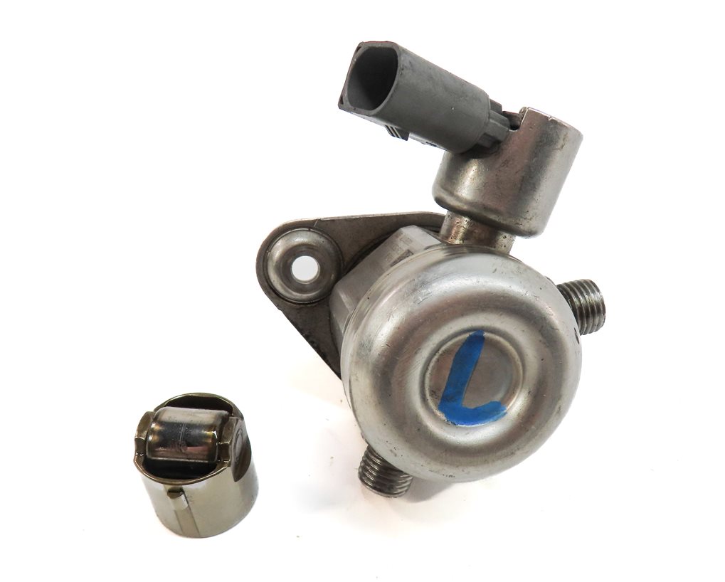 Thumbnail 5: 08-14 BMW 550i 650i 750i X5 X6 (F01 F10 E70 E71) 4.4L N63 MECHANICAL FUEL PUMP
