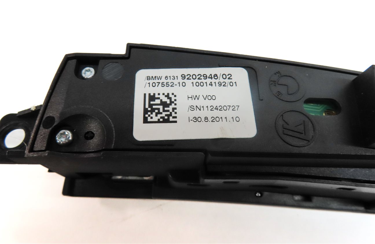 Thumbnail 6: 2012 BMW 550I (F10) TRACTION CONTROL VIDEO PARK DISTANCE CONTROL SWITCH PANEL