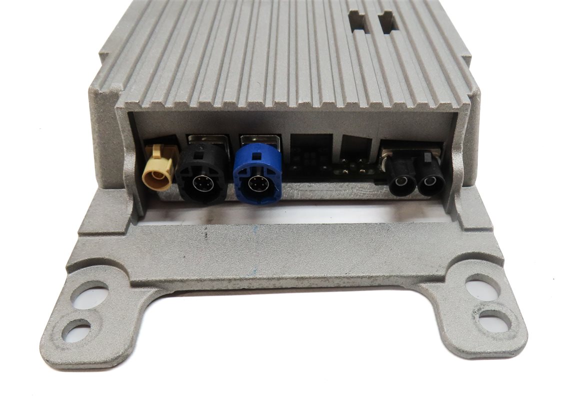 Thumbnail 5: 2012 BMW 550I (F10) BLUETOOTH TELEMATICS COMMUNICATION CONTROL MODULE