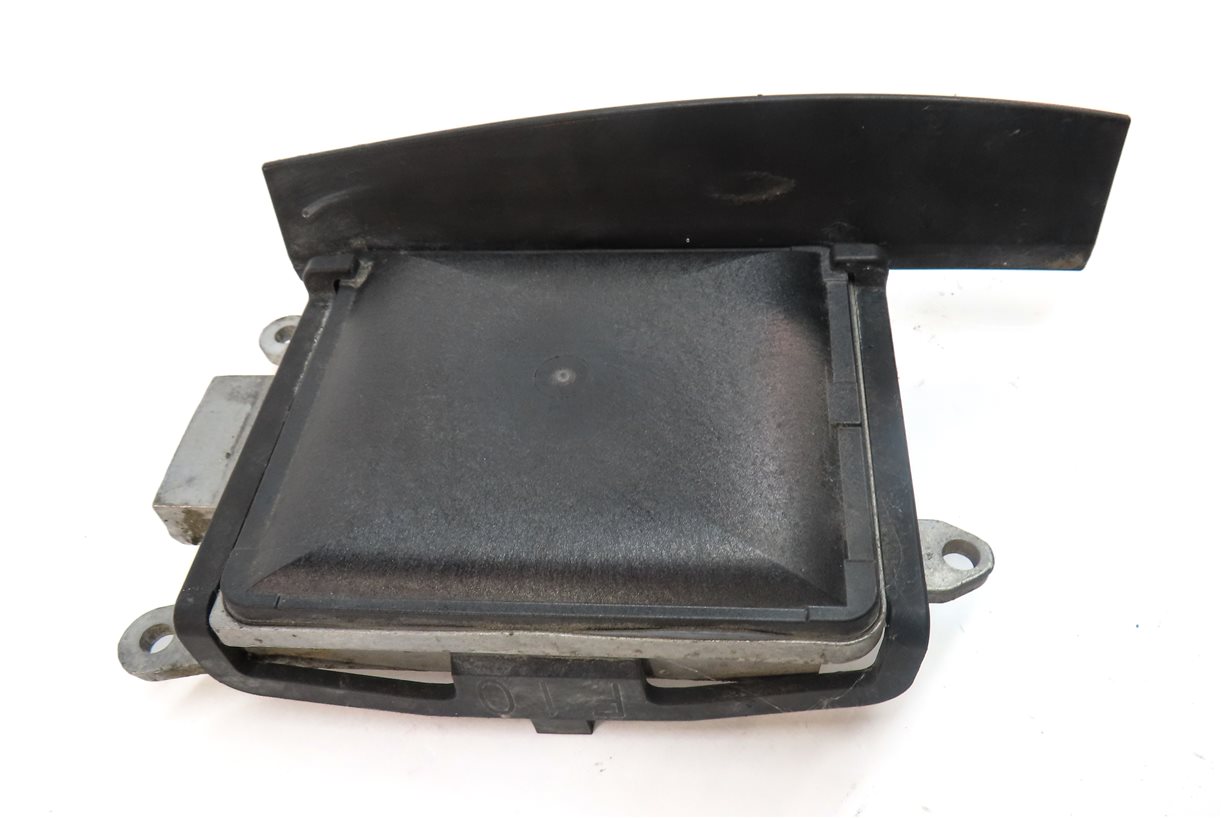 Thumbnail 2: 12 BMW 550I (F10) REAR RIGHT DRIVER ASSIST BLIND SPOT RADAR SENSOR MODULE MASTER
