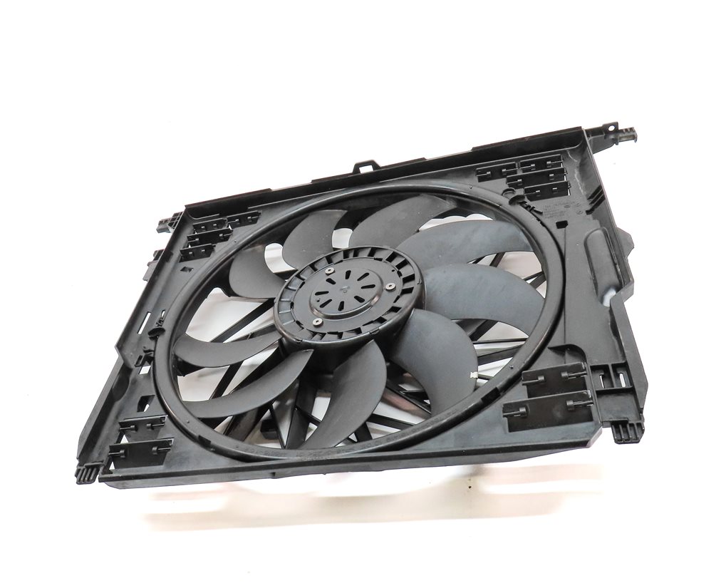 Thumbnail 2: 2010-2018 BMW 550i 550iGT 650i 750i B7 (F01 F06 F10) 850w RADIATOR COOLING FAN
