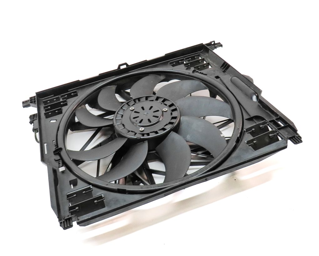 Thumbnail 3: 2010-2018 BMW 550i 550iGT 650i 750i B7 (F01 F06 F10) 850w RADIATOR COOLING FAN