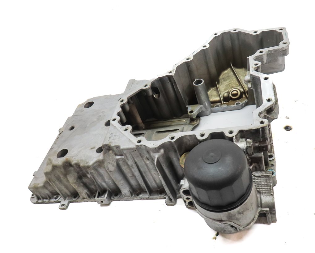 Thumbnail 2: 09-19 BMW 550i 550iGT 650i 750i F01 F07 F10 RWD 4.4L N63 UPPER ENGINE OIL PAN