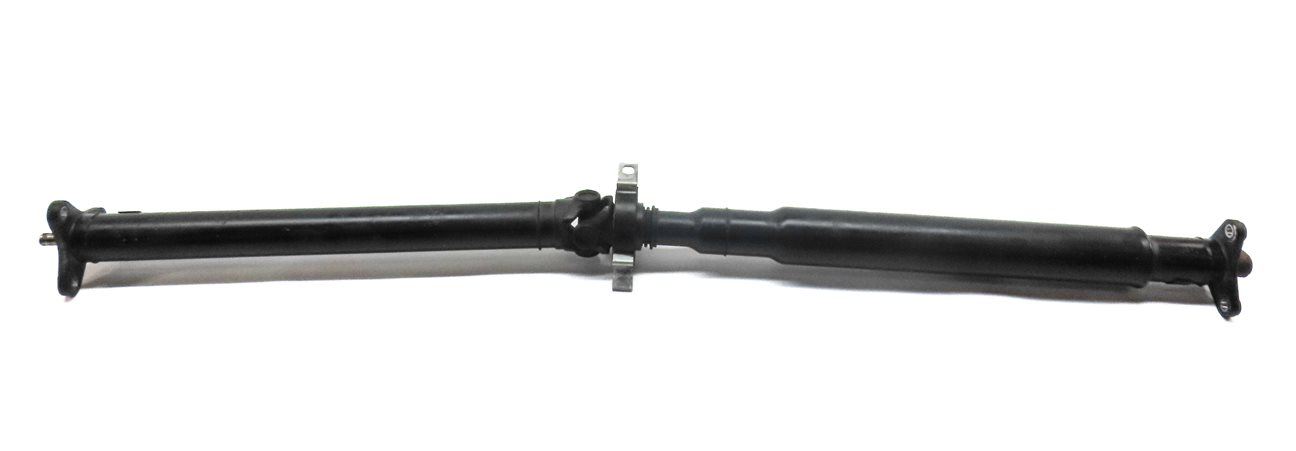 Thumbnail 1: 2012-2019 BMW 550i 650i GRAN COUPE F06 F10 RWD REAR DRIVESHAFT DRIVE LINE SHAFT