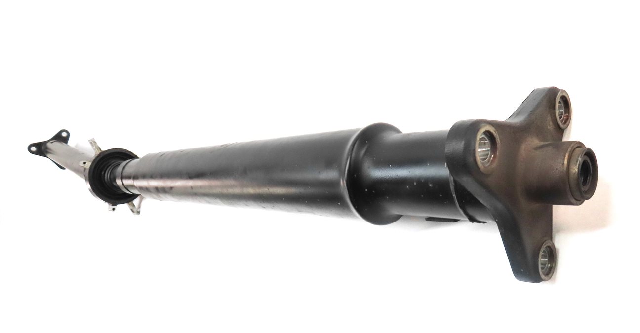 Thumbnail 7: 2012-2019 BMW 550i 650i GRAN COUPE F06 F10 RWD REAR DRIVESHAFT DRIVE LINE SHAFT