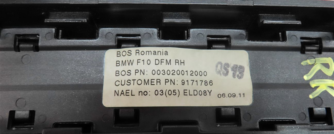 Thumbnail 4: 11-16 BMW 528i 535i 550i M5 ///M (F10) RIGHT REAR DOOR VENT WINDOW PRIVACY SHADE