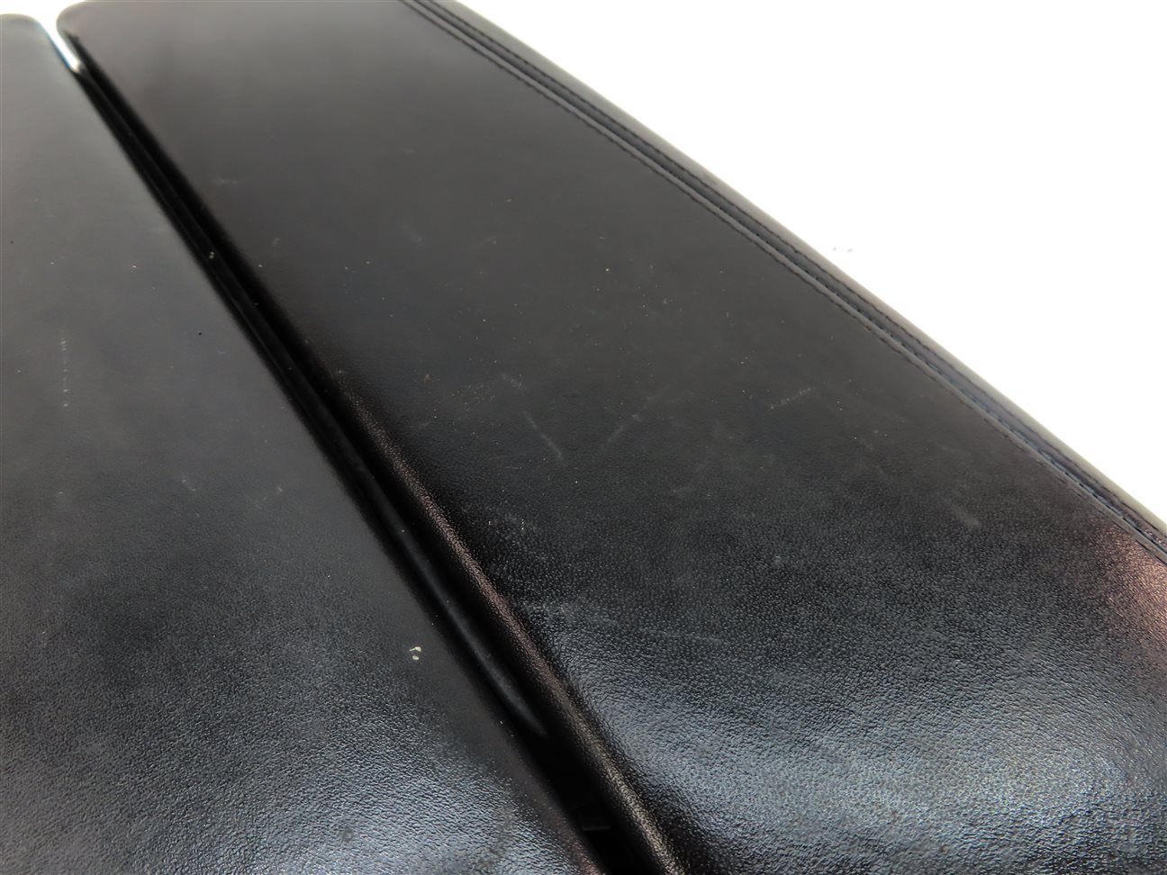 Thumbnail 9: 12-16 BMW 528i 535i 550i ACTIVEHYBRID 5 (F10) CENTER CONSOLE ARMREST (Black)
