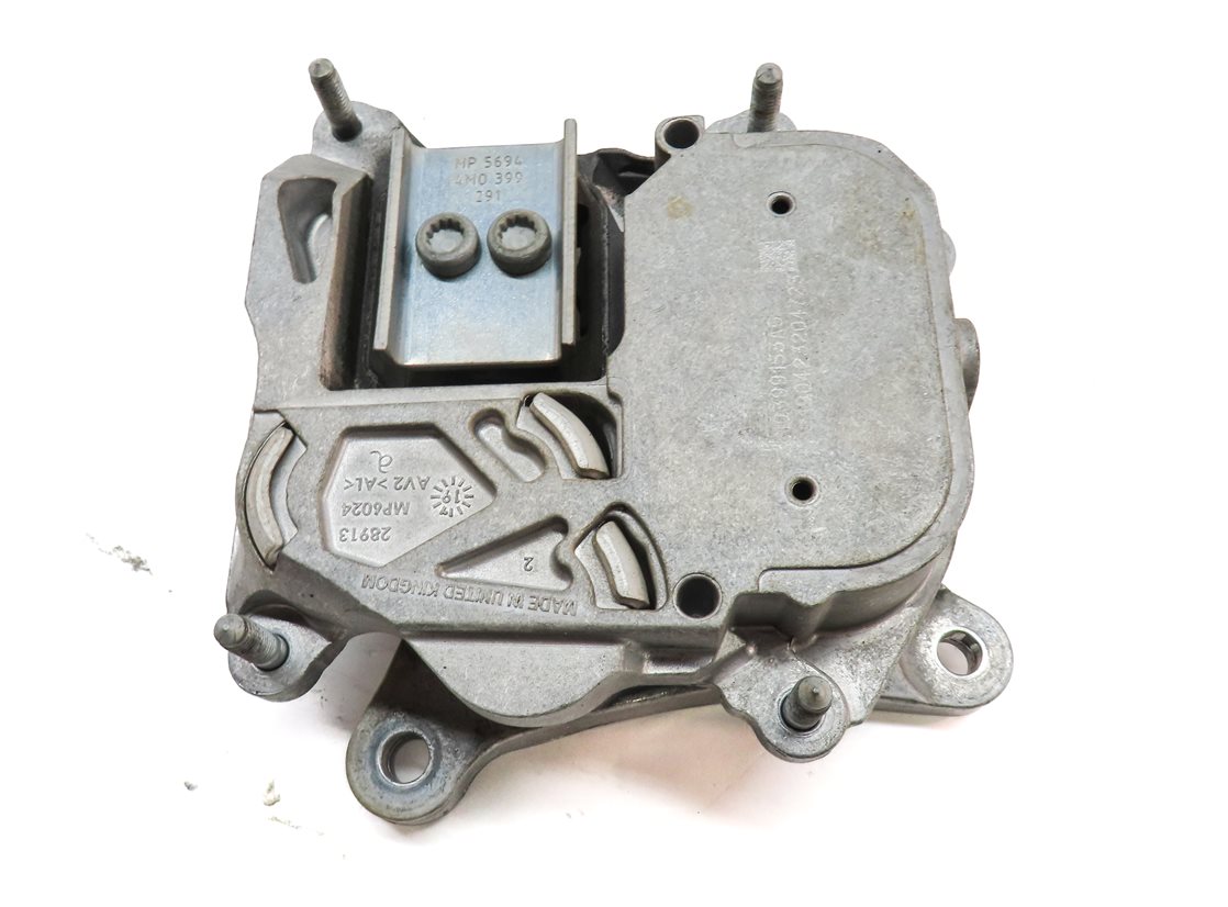 Thumbnail 6: 2019 AUDI Q7 (4M) 3.0L CREC ENGINE A/T AUTO AUTOMATIC TRANSMISSION MOUNT BRACKET