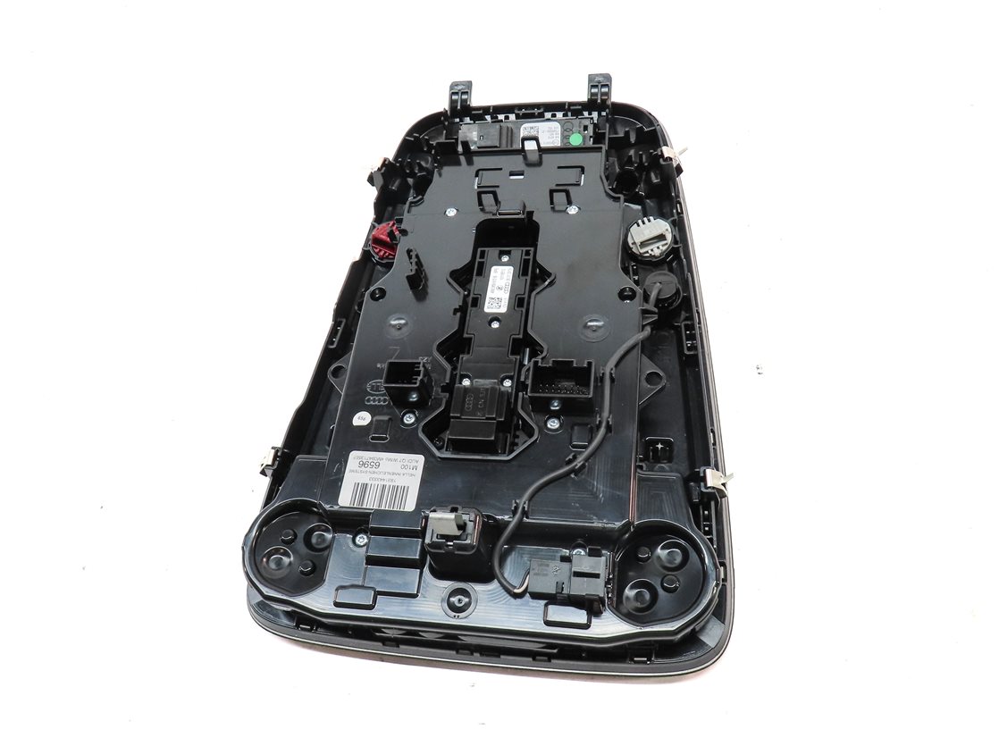 Thumbnail 5: 2019 AUDI Q7 (4M) FRONT DOMELIGHT MAP READING COURTESY DOME LIGHT (BLACK)