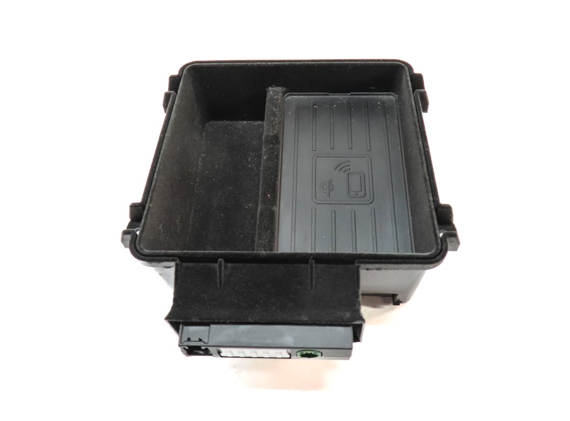 Thumbnail 4: 2019 AUDI Q7 (4M) FRONT CENTER CONSOLE Qi WIRELESS CELL PHONE CHARGING CRADLE