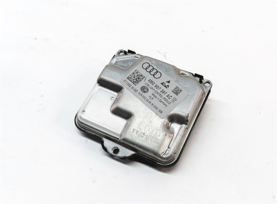 2019 AUDI Q7 (4M) FRONT LEFT DRIVER HEADLIGHT LED LIGHT CONTROL MODULE LCM