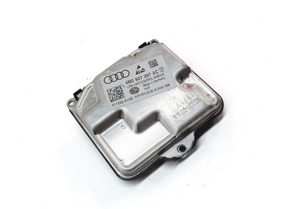 Thumbnail 3: 2019 AUDI Q7 (4M) FRONT LEFT DRIVER HEADLIGHT LED LIGHT CONTROL MODULE LCM