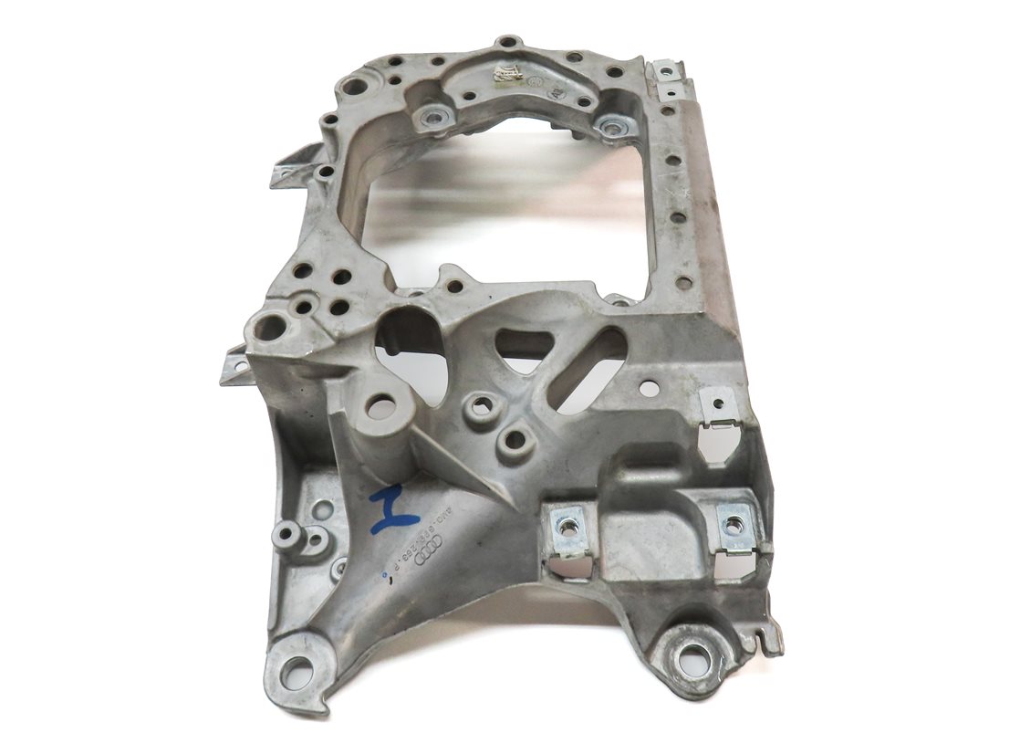 Thumbnail 4: 2019 AUDI Q7 (4M) TRANSMISSION SUBFRAME MOUNT MOUNTING BRACKET