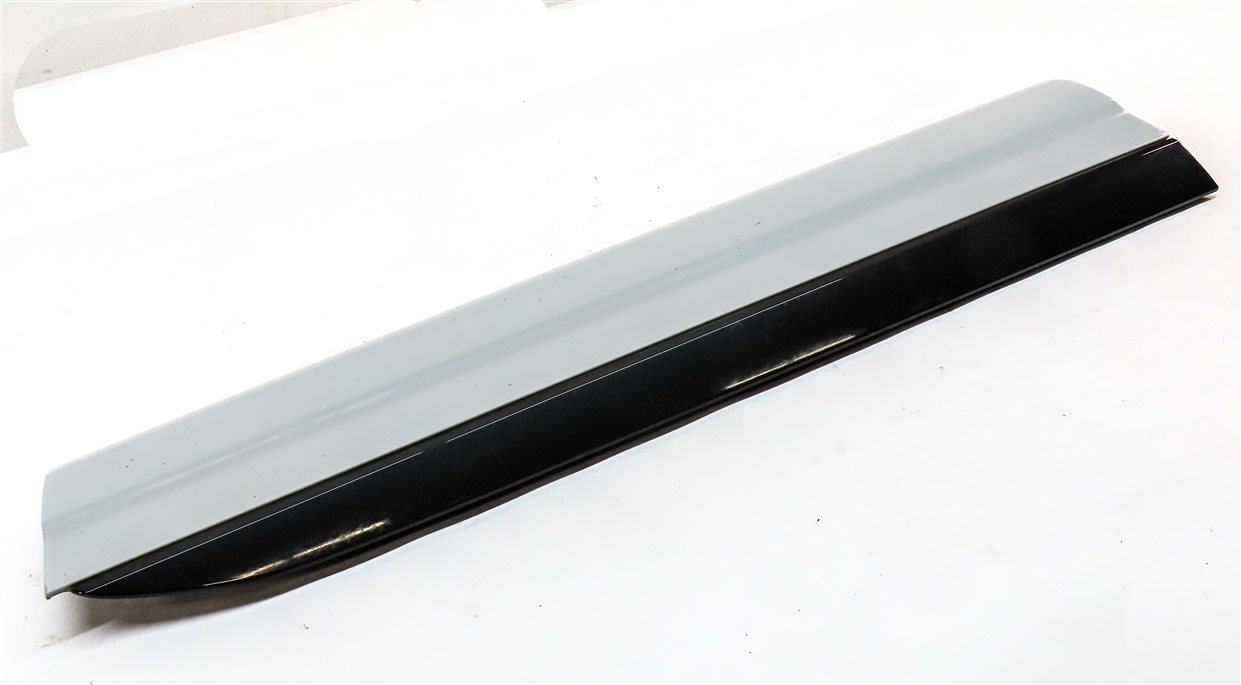 Thumbnail 4: 2017-2019 AUDI Q7 (4M) RIGHT FRONT PASSENGER DOOR RUNNER MOULDING TRIM (White)