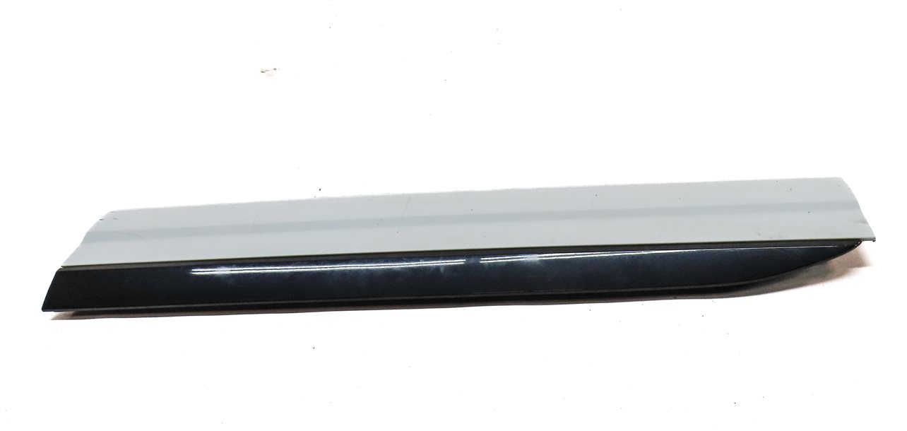 Thumbnail 2: 2017-2019 AUDI Q7 (4M) FRONT LEFT DRIVER LOWER DOOR MOULDING TRIM (White)