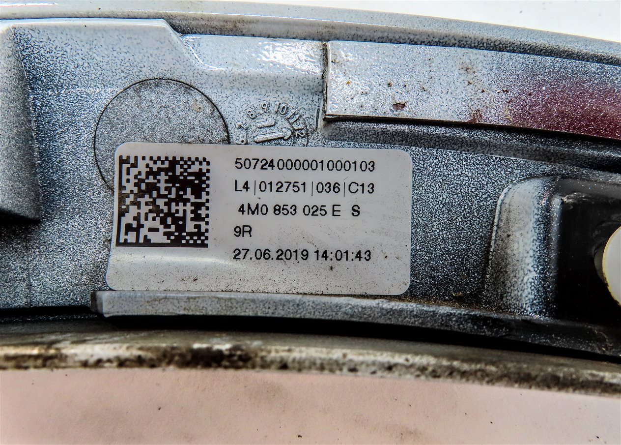 Thumbnail 6: 17-19 AUDI Q7 (4M) REAR LEFT QUARTER REARWARD WHEEL ARCH TRIM (21"/22" WHEEL)