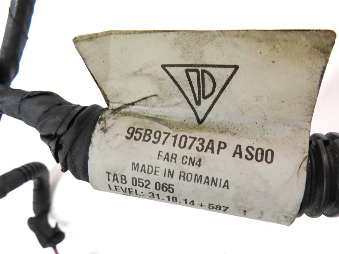 Thumbnail 4: 2016 PORSCHE MACAN (95B) FRONT BUMPER FOGLIGHT PDC SENSOR WIRE WIRING HARNESS