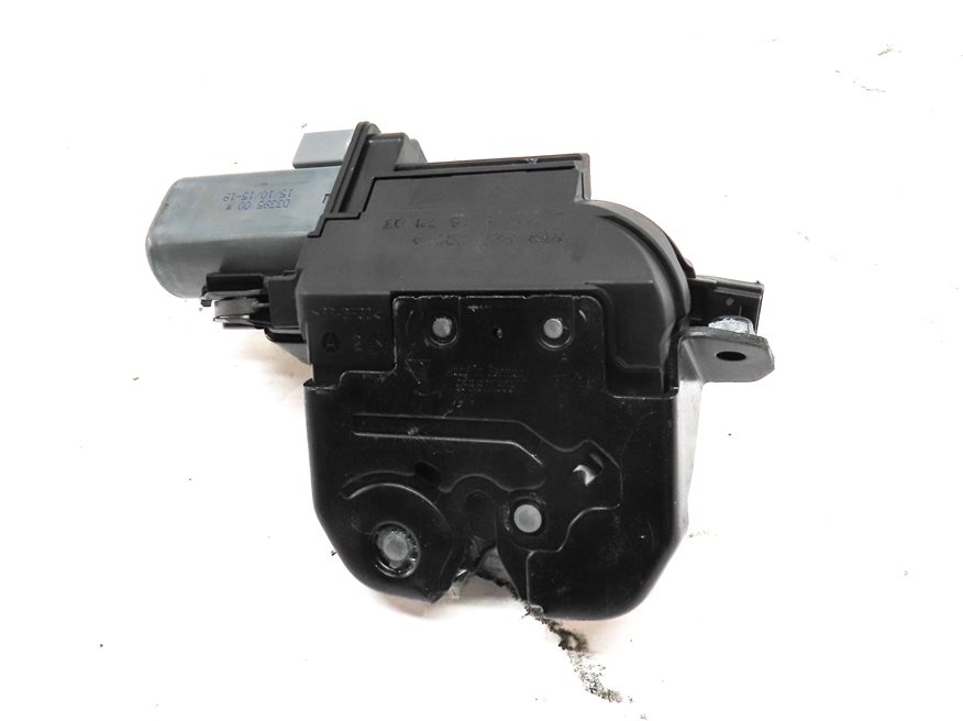 Thumbnail 2: 2016 PORSCHE MACAN (95B) REAR HATCH GATE LID LIFTGATE TRUNK LOCK LATCH ACTUATOR