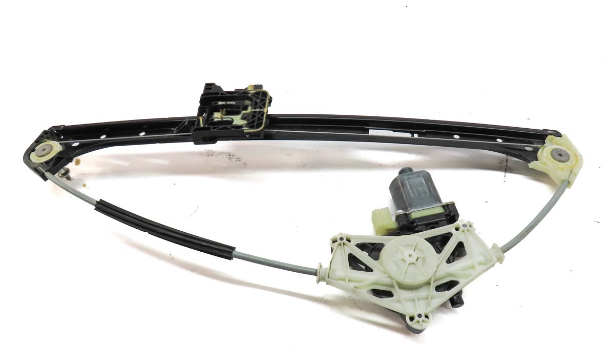 Thumbnail 4: 2015-2019 PORSCHE MACAN (95B) REAR RIGHT DOOR WINDOW REGULATOR w/ MOTOR