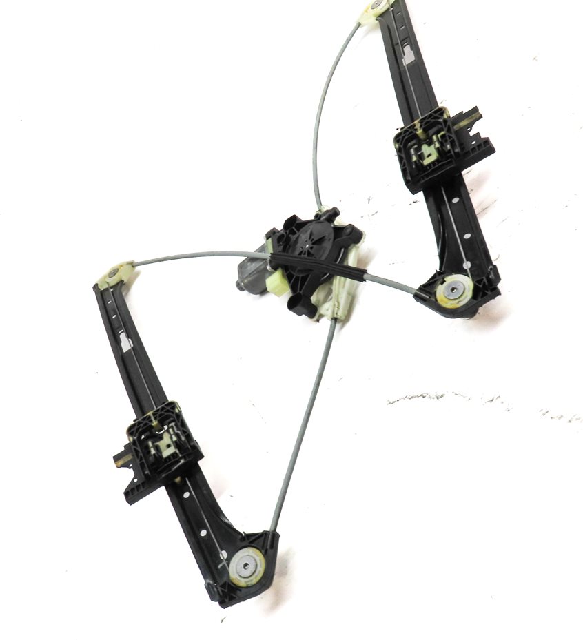 Thumbnail 3: 2015-2019 PORSCHE MACAN (95B) FRONT LEFT DRIVER DOOR WINDOW REGULATOR w/ MOTOR