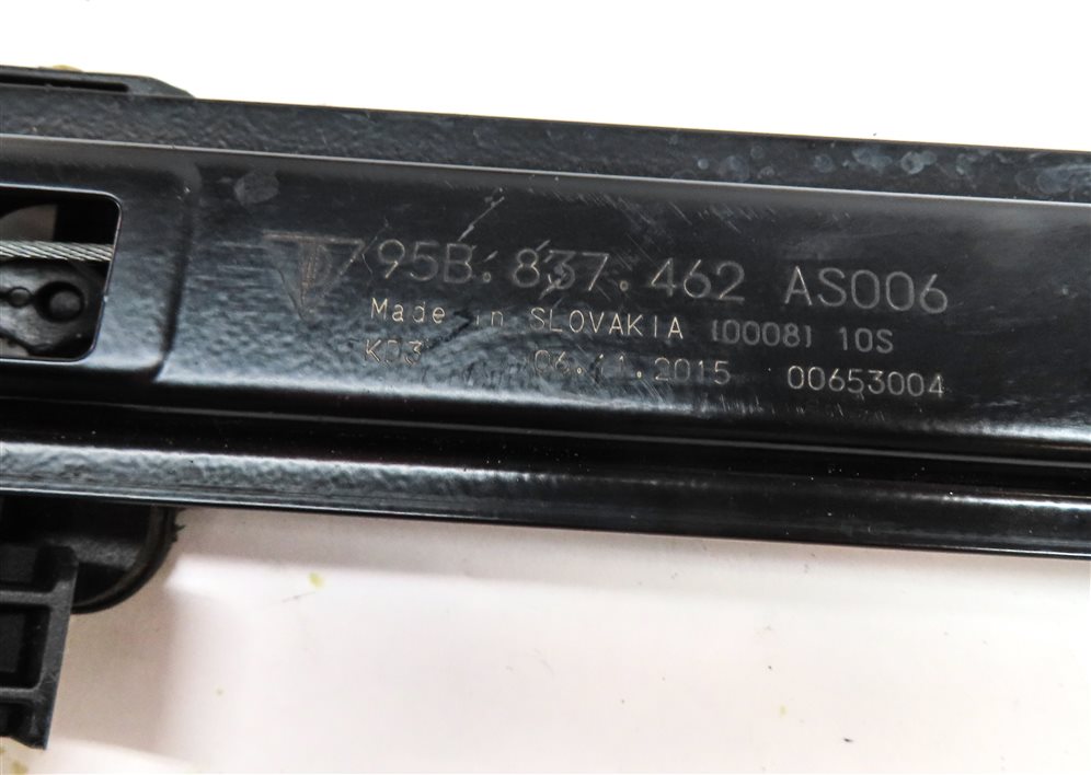 Thumbnail 5: 15-19 PORSCHE MACAN (95B) FRONT RIGHT PASSENGER DOOR WINDOW REGULATOR w/ MOTOR
