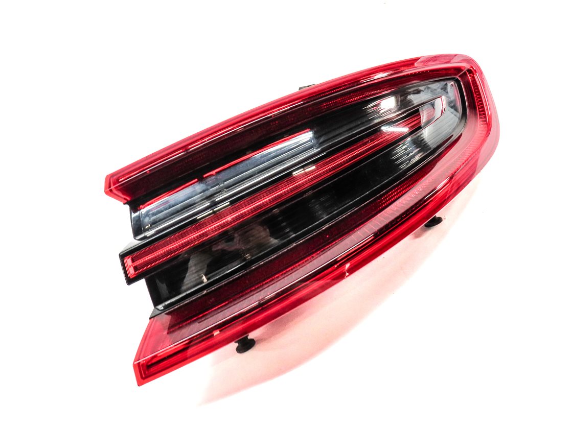 Thumbnail 4: 15-18 PORSCHE MACAN (95B) REAR RIGHT PASSENGER OUTER TAILLIGHT BRAKE LIGHT LAMP