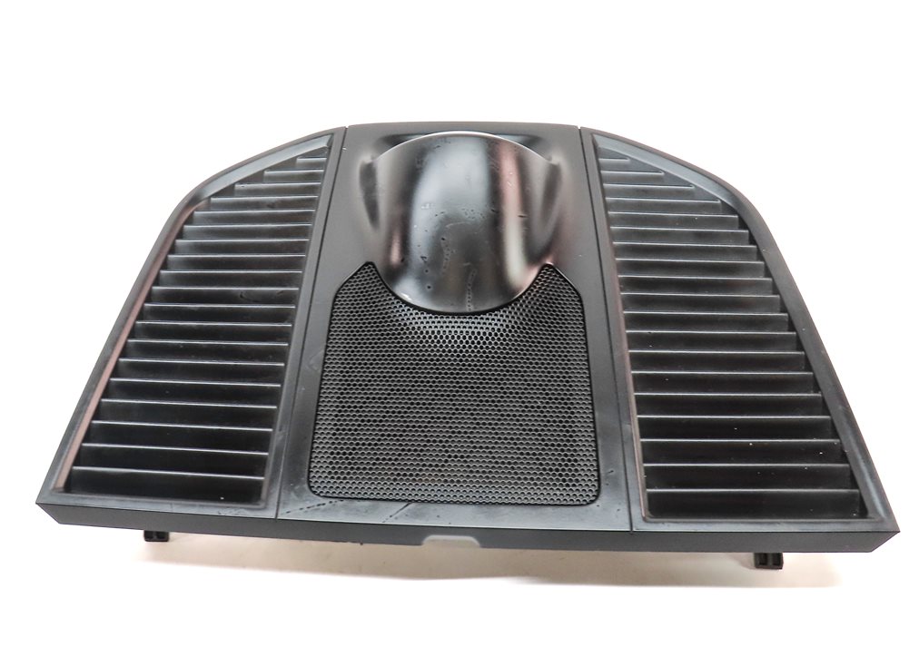 Thumbnail 4: 2016 PORSCHE MACAN (95B) FRONT CENTER DASH UPPER TRIM & ANALOG CLOCK