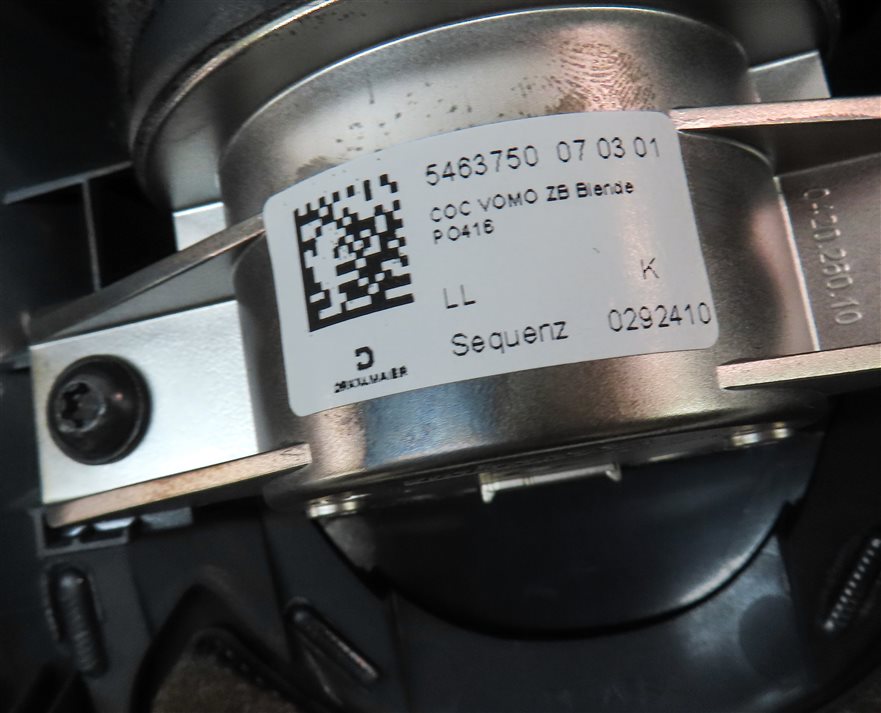 Thumbnail 7: 2016 PORSCHE MACAN (95B) FRONT CENTER DASH UPPER TRIM & ANALOG CLOCK