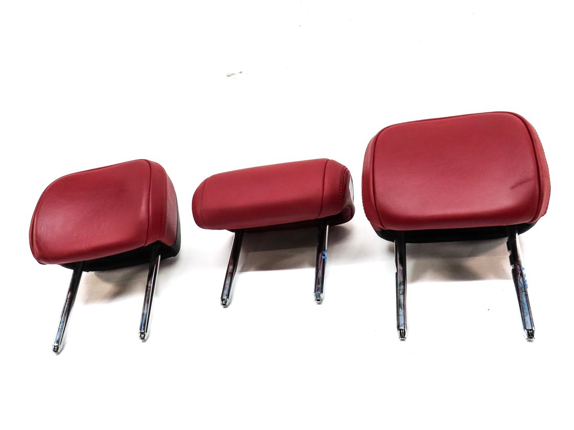 Thumbnail 2: 2015-2021 PORSCHE MACAN (95B) REAR SEAT LEFT CENTER RIGHT HEADREST SET-3 (Red)