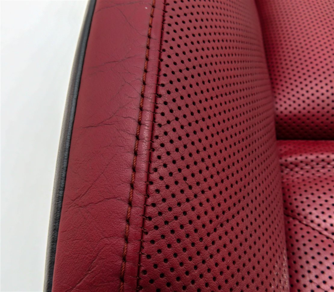 Thumbnail 8: 2015-2018 MACAN (95B) FRONT RIGHT PASSENGER BOTTOM VENT SPORT SEAT CUSHION (Red)