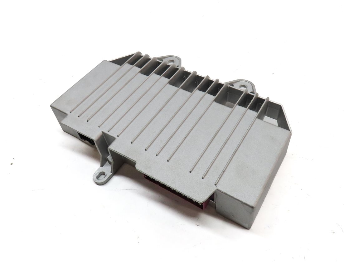2016 PORSCHE MACAN (95B) RADIO STEREO AUDIO AMP AMPLIFIER