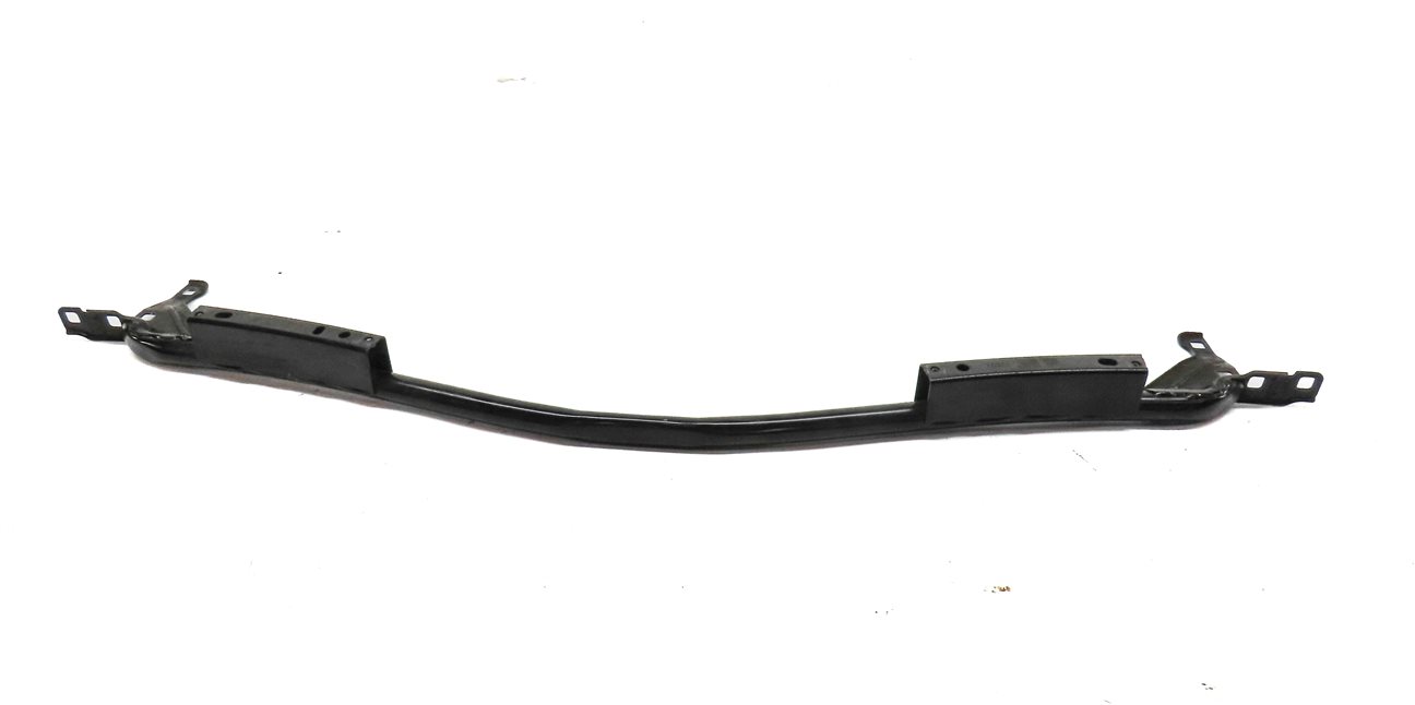 Thumbnail 5: 2016 PORSCHE MACAN (95B) FRONT CROSSMEMBER BRACE SUPPORT MOUNT BRACKET