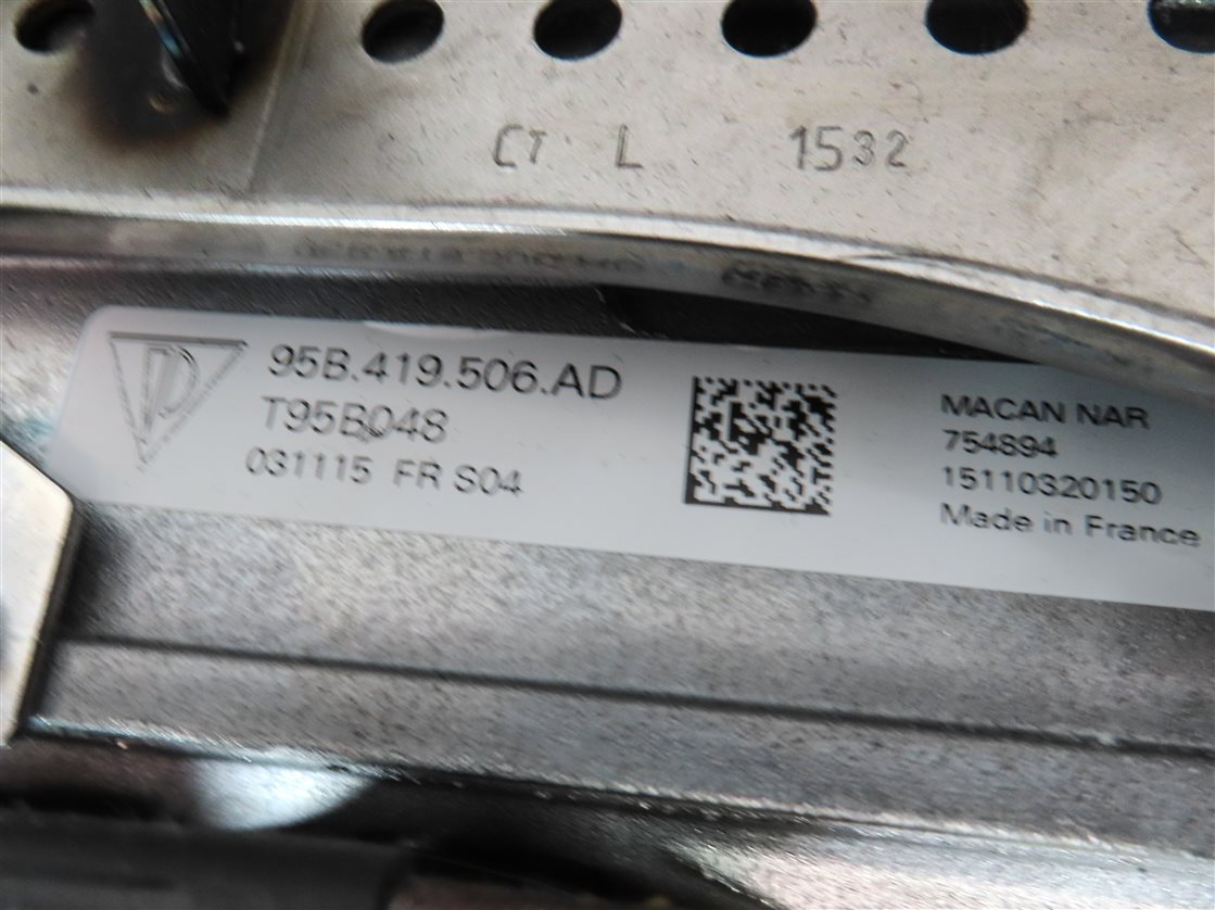 Thumbnail 8: 15-18 PORSCHE MACAN (95B) ELECTRIC WHEEL ADJUST POWER STEERING COLUMN ASSEMBLY