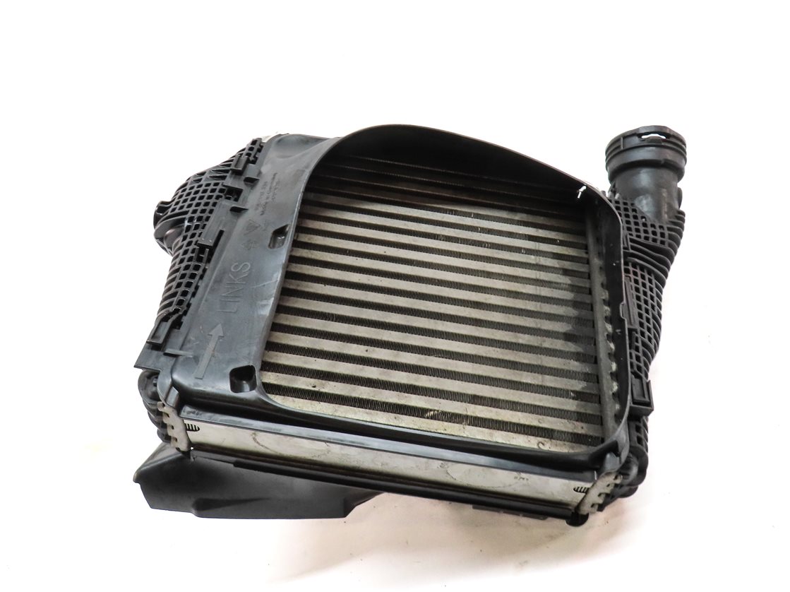 Thumbnail 6: 2015-2018 PORSCHE MACAN (95B) 3.0L 3.6L ENGINE LEFT INTERCOOLER COOLER w/ DUCT