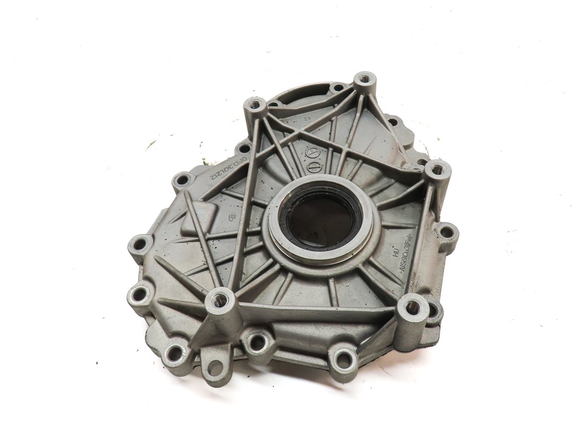 Thumbnail 4: 2016 PORSCHE MACAN (95B) 0B5 DL501 PDK AUTO AUTOMATIC TRANSMISSION CASE COVER