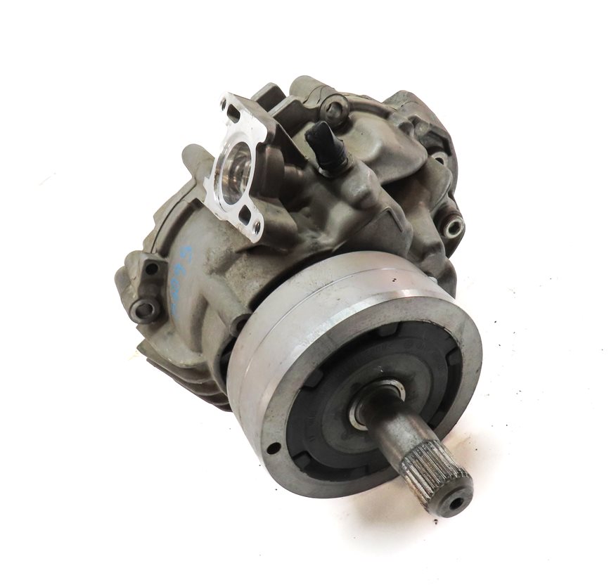 Thumbnail 3: 2015-2018 PORSCHE MACAN (95B) FRONT TRANSFER CASE ASSEMBLY w/o SHIFT MOTOR