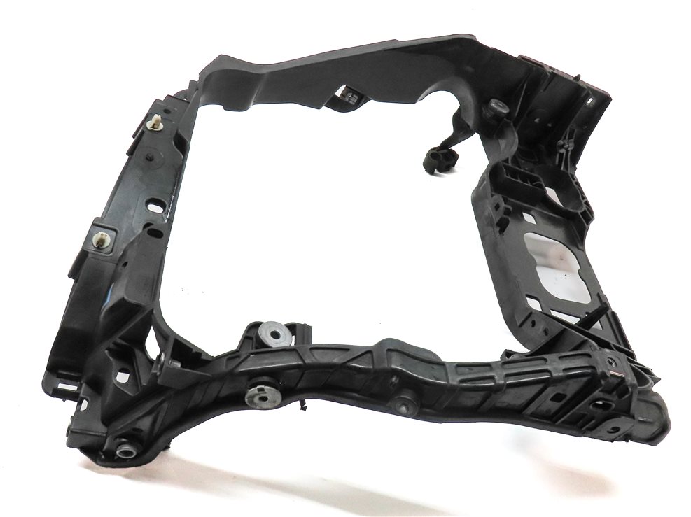 Thumbnail 7: 2016 PORSCHE MACAN (95B) LEFT INTERCOOLER RADIATOR SUPPORT MOUNT BRACKET