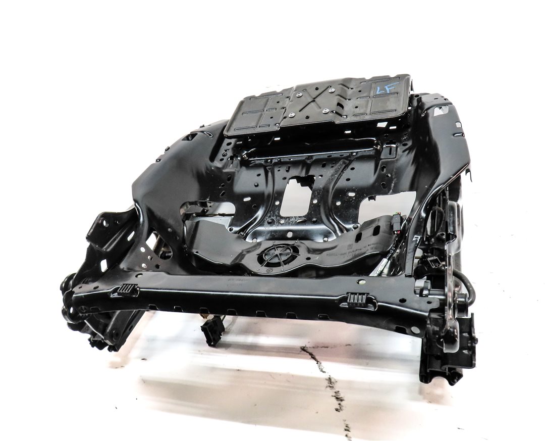 Thumbnail 4: 2015-2018 MACAN (95B) FRONT LEFT DRIVER VENTED SPORT SEAT TRACK w/ ADJUST MOTORS