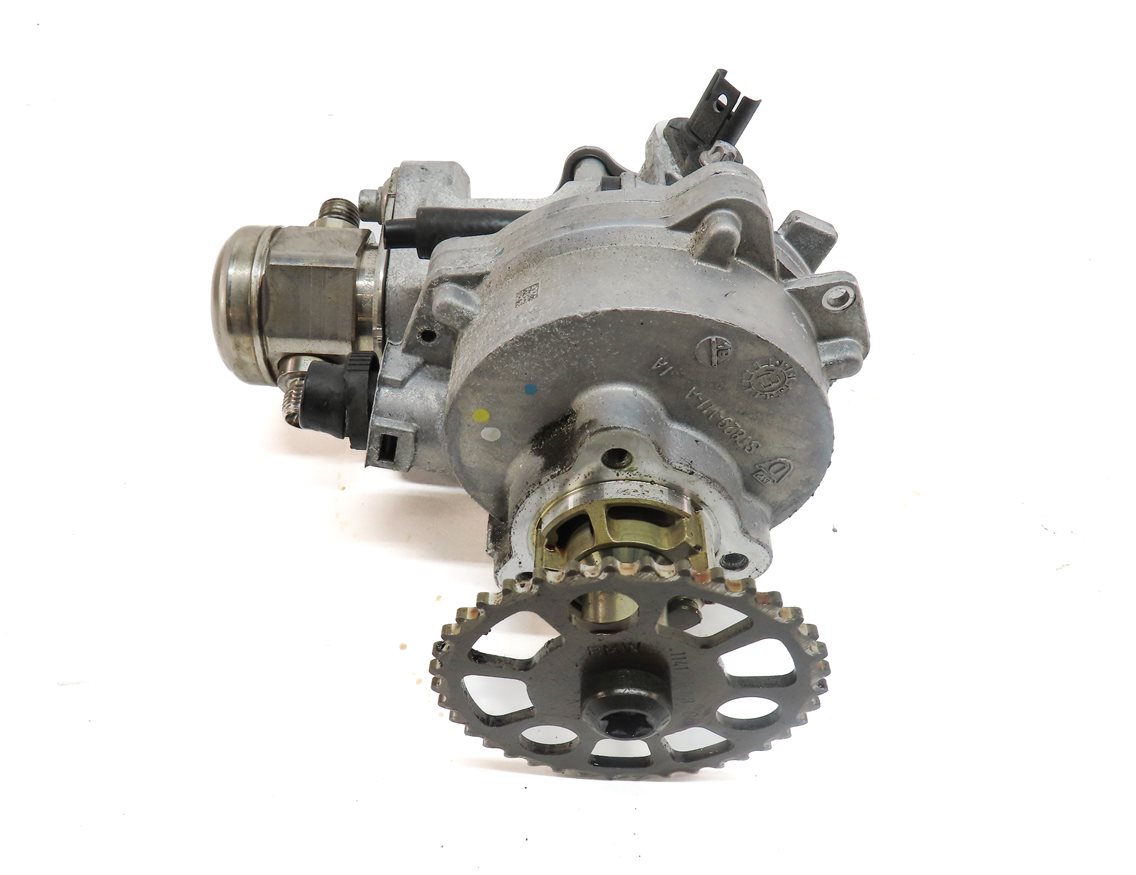 Thumbnail 3: 2014 BMW X3 (F25) 3.0L (N55) ENGINE BRAKE VACUUM PUMP w/ HIGH PRESSURE FUEL PUMP