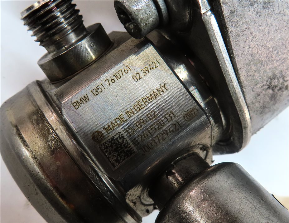 Thumbnail 7: 2014 BMW X3 (F25) 3.0L (N55) ENGINE BRAKE VACUUM PUMP w/ HIGH PRESSURE FUEL PUMP