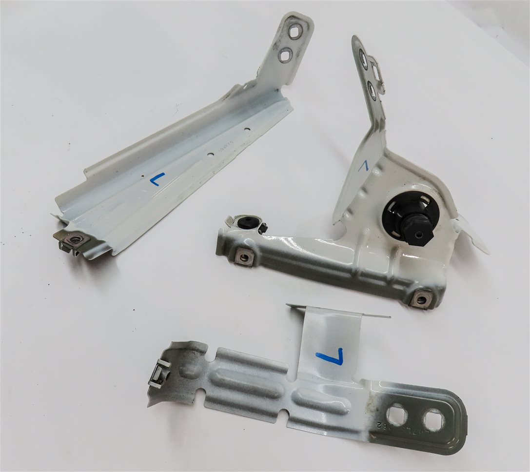 Thumbnail 2: 2014 BMW X3 (F25) FRONT LEFT DRIVER FENDER SUPPORT MOUNT BRACKET SET/3