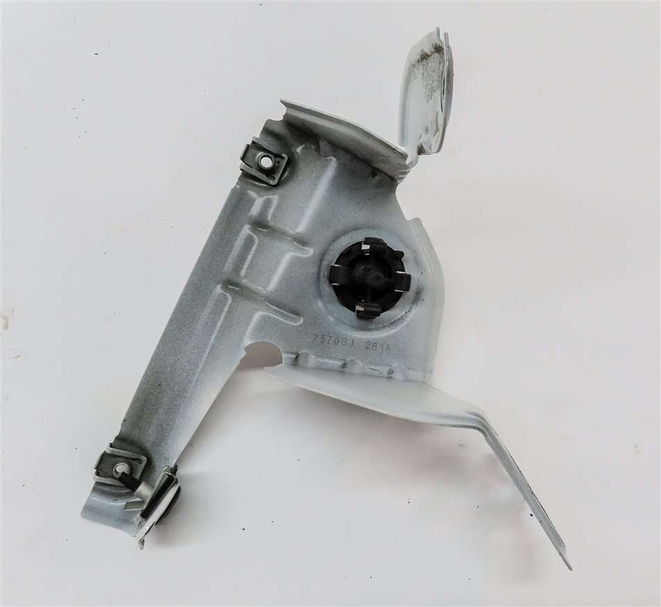 Thumbnail 6: 2014 BMW X3 (F25) FRONT LEFT DRIVER FENDER SUPPORT MOUNT BRACKET SET/3
