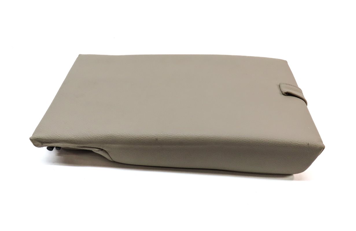Thumbnail 4: 11-17 BMW X3 (F25) REAR CENTER SEAT FOLD DOWN ARMREST CUP HOLDER (Oyster)