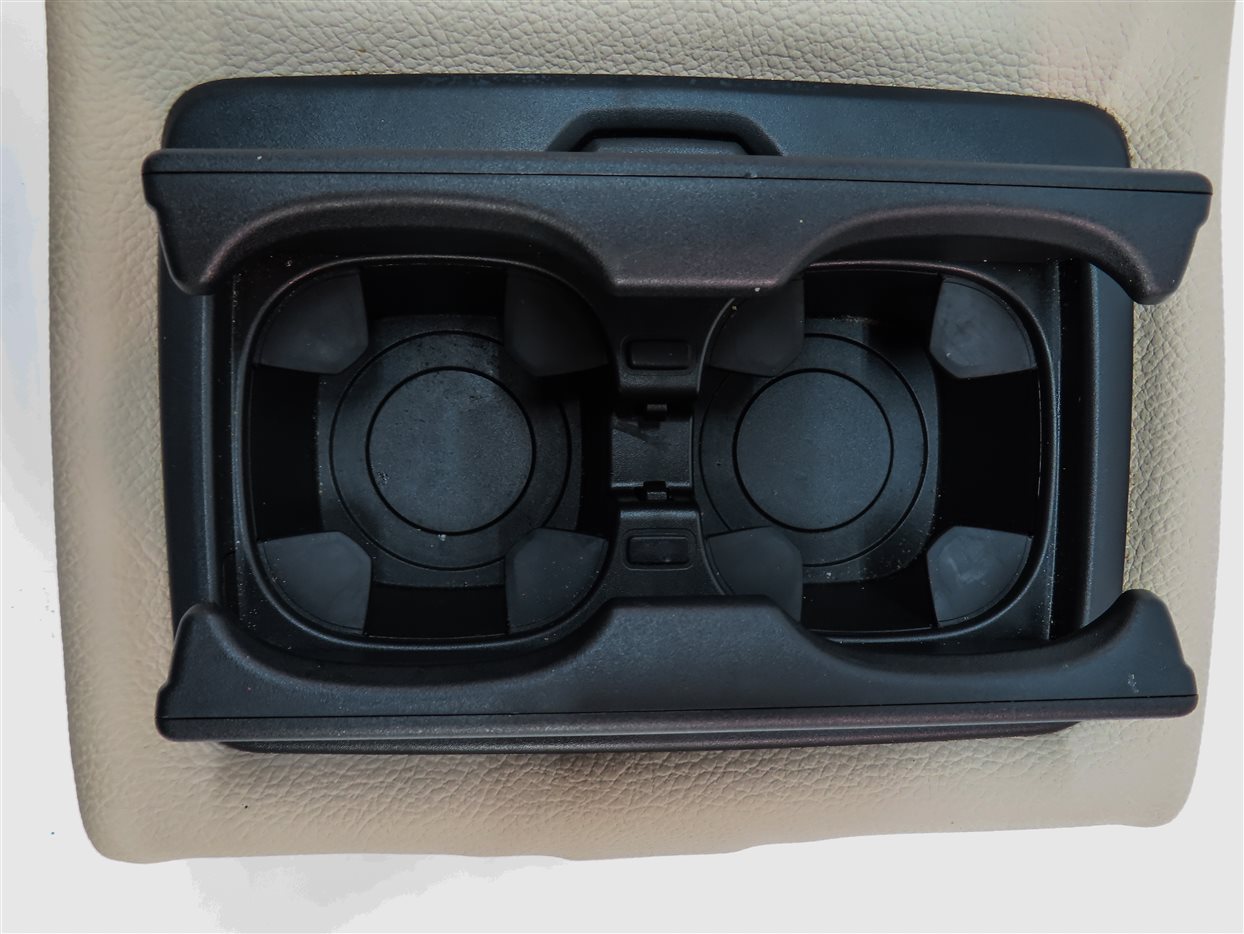 Thumbnail 7: 11-17 BMW X3 (F25) REAR CENTER SEAT FOLD DOWN ARMREST CUP HOLDER (Oyster)