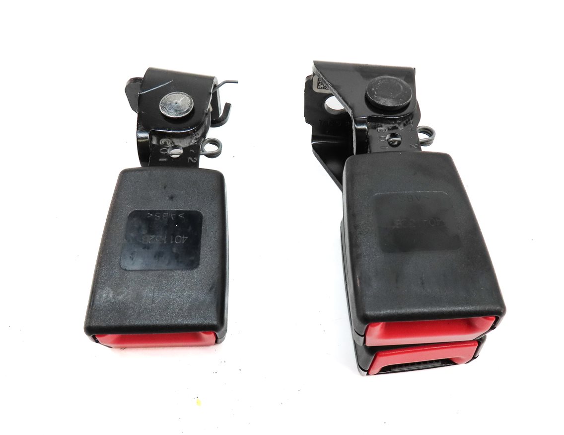 Thumbnail 5: 14 BMW X3 (F25) REAR LEFT CENTER RIGHT SEAT SEATBELT BUCKLE RECEIVER SET (BLACK)