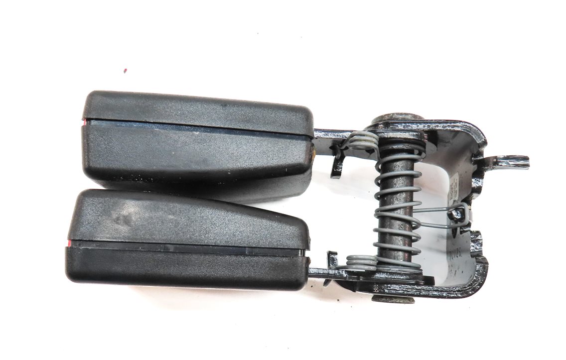 Thumbnail 8: 14 BMW X3 (F25) REAR LEFT CENTER RIGHT SEAT SEATBELT BUCKLE RECEIVER SET (BLACK)