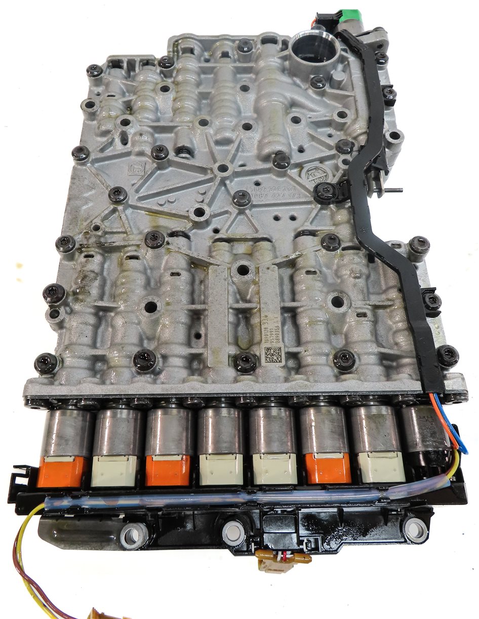 Thumbnail 5: 14 BMW X3 X5 F25 F15 3.0L TURBO AUTOMATIC TRANSMISSION VALVE BODY 